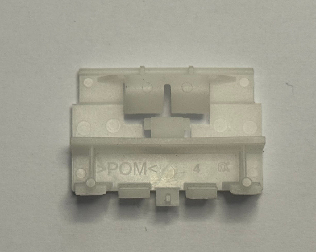Range Rover DBE500013 CLIP W/STRIP