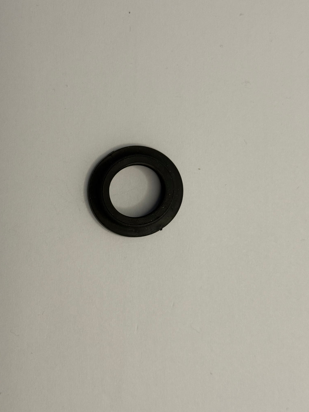 Range Rover DMJ500020 GROMMET