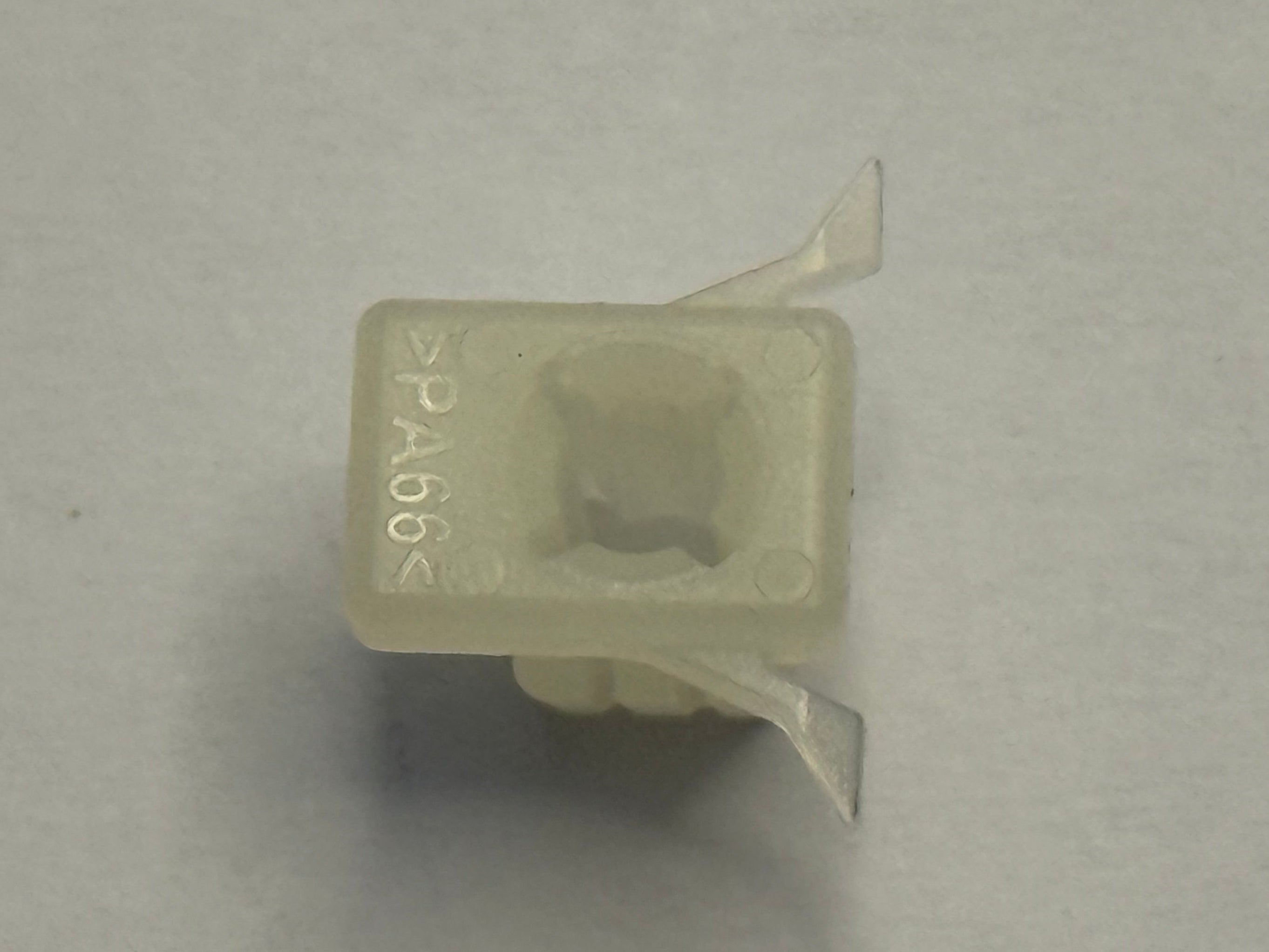 Land Rover, Range Rover DYH500131 CLIP
