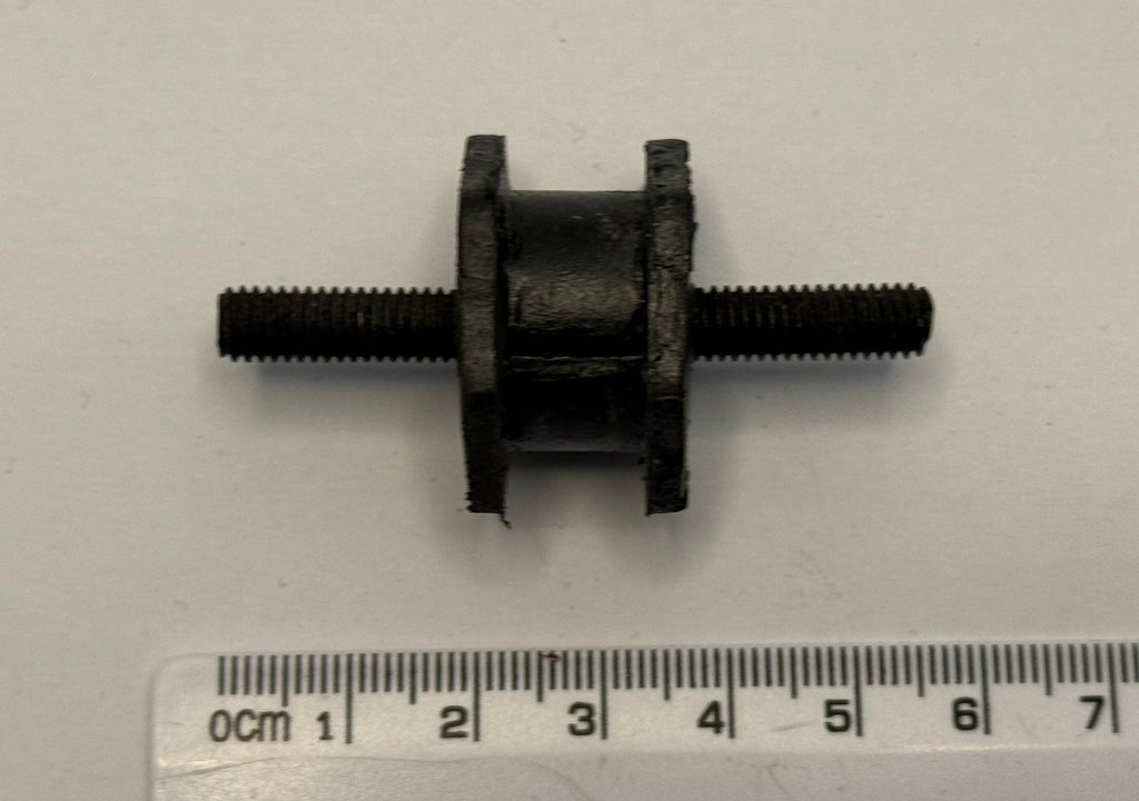 Land Rover, Range Rover ERR2337 AIR CLEANER MOUNT