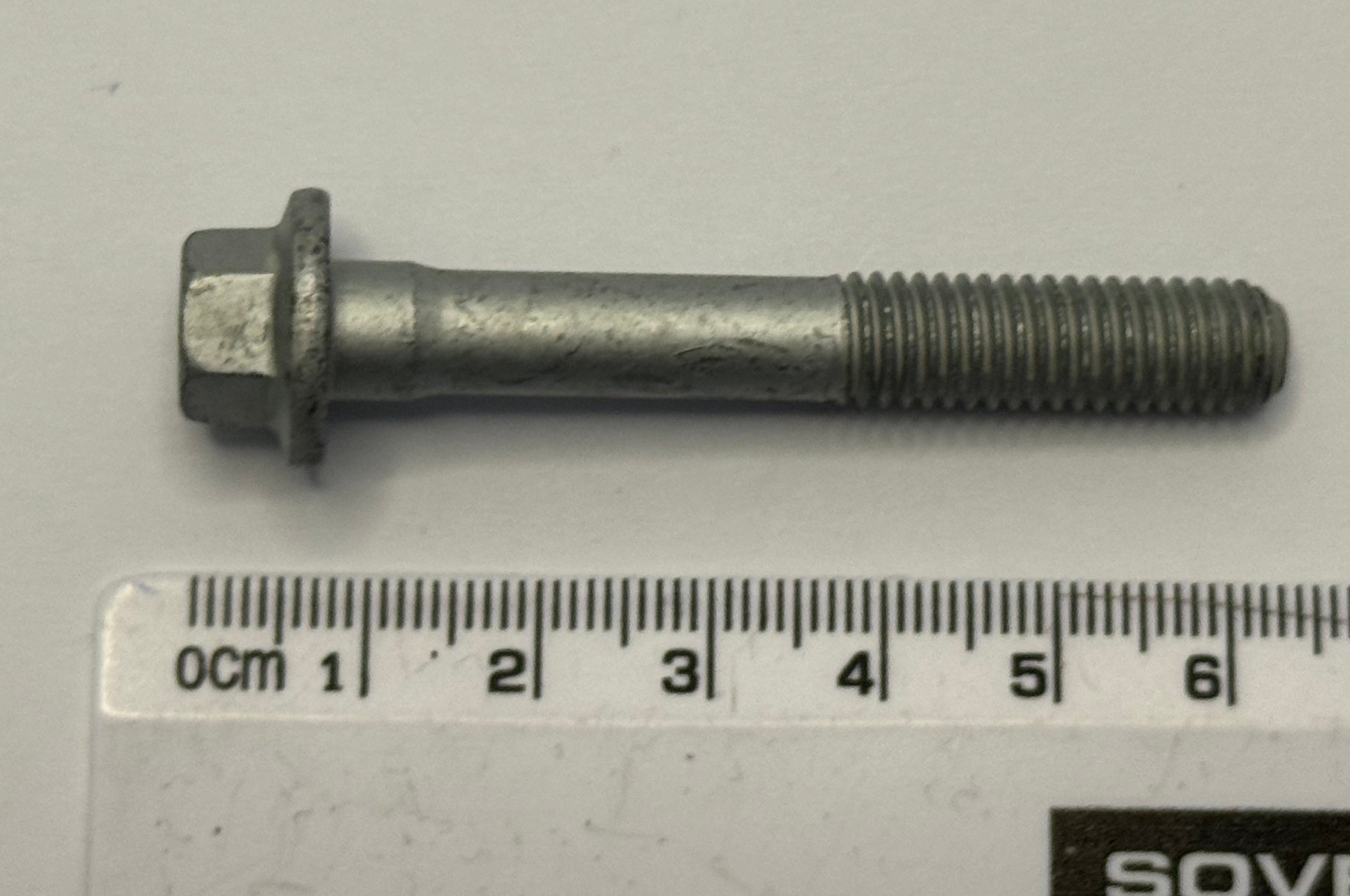 Range Rover FB108116 BOLT