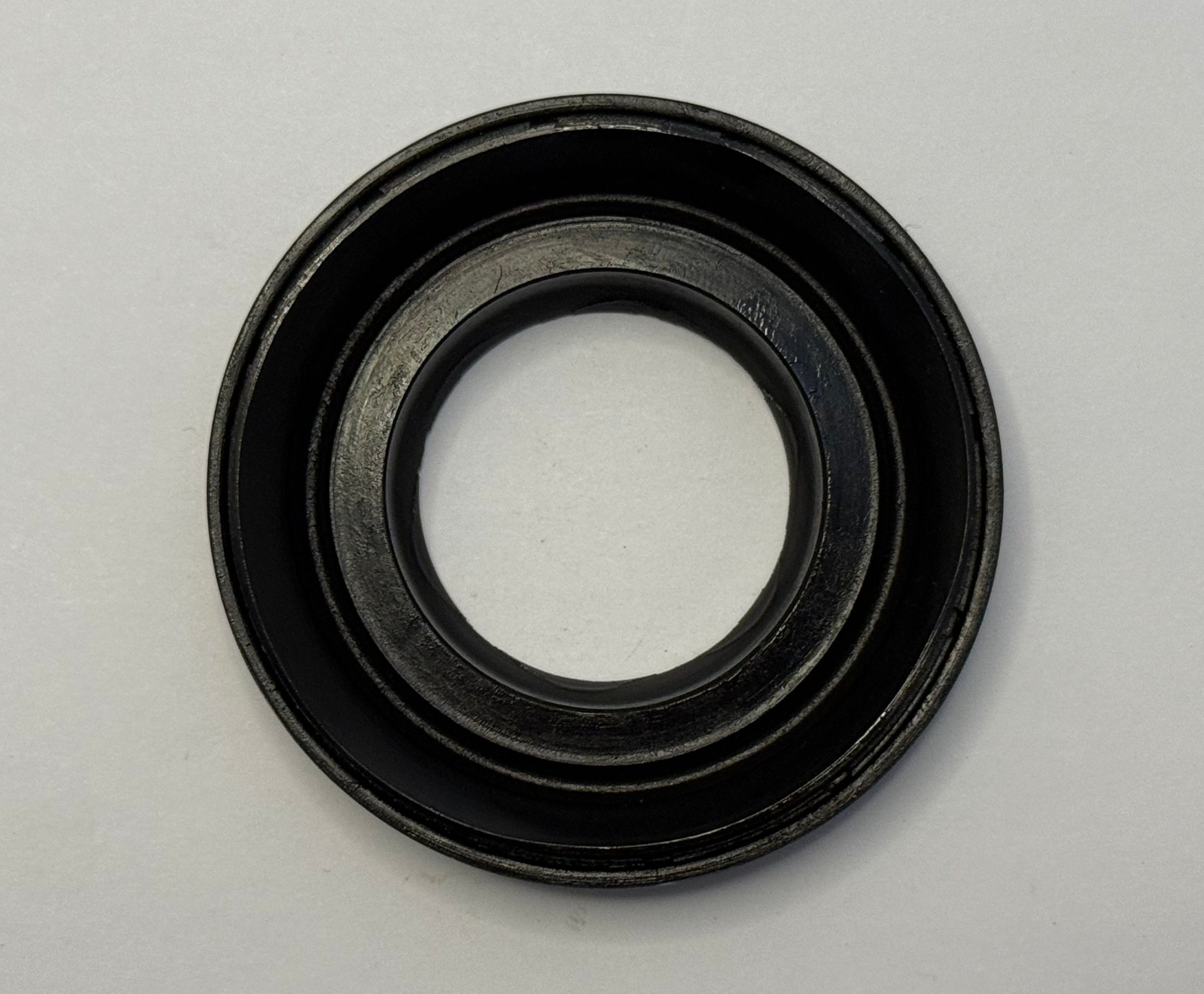 Land Rover, Range Rover AXLE SEAL FTC4822