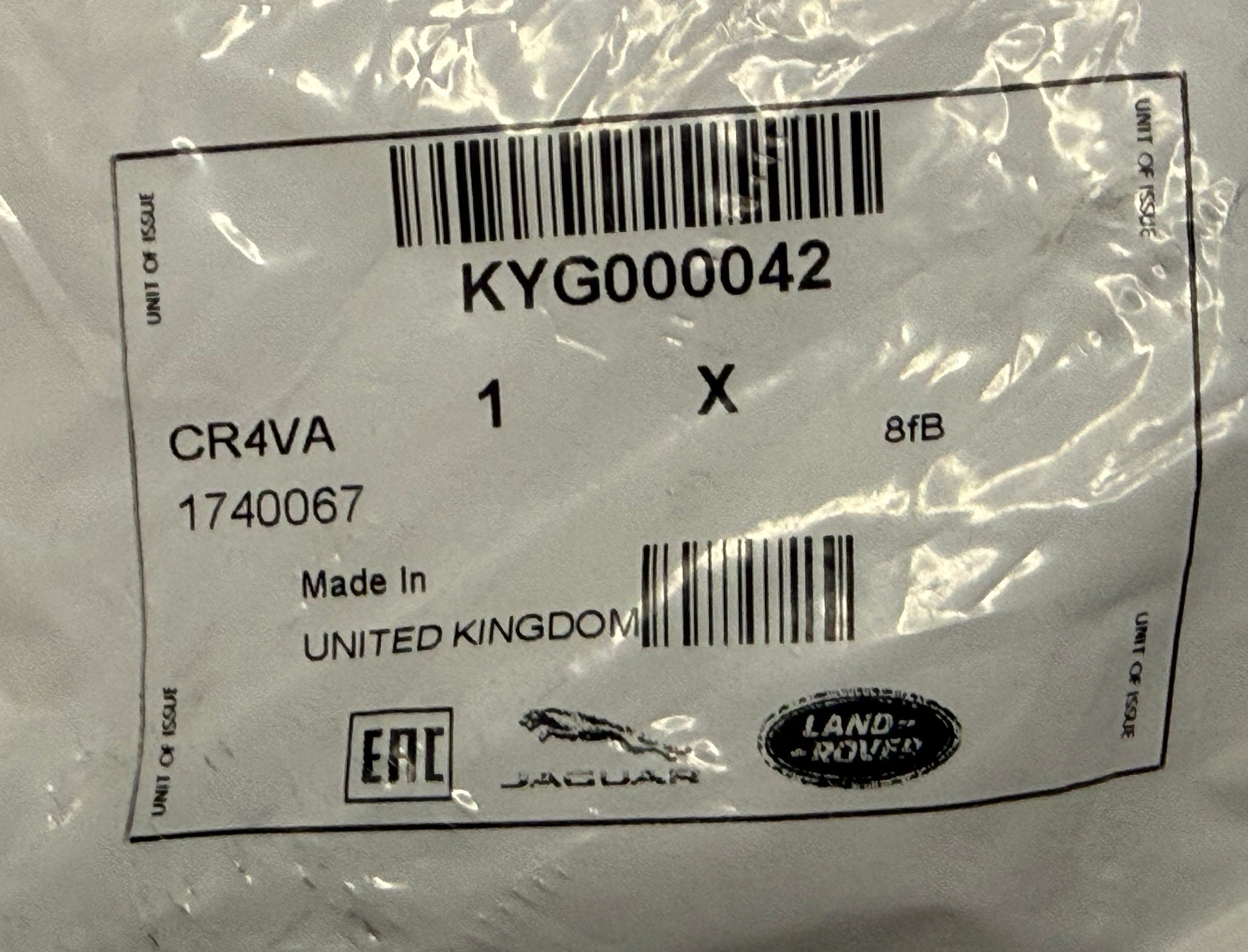 Range Rover CONTROL ARM BOLT KYG000042