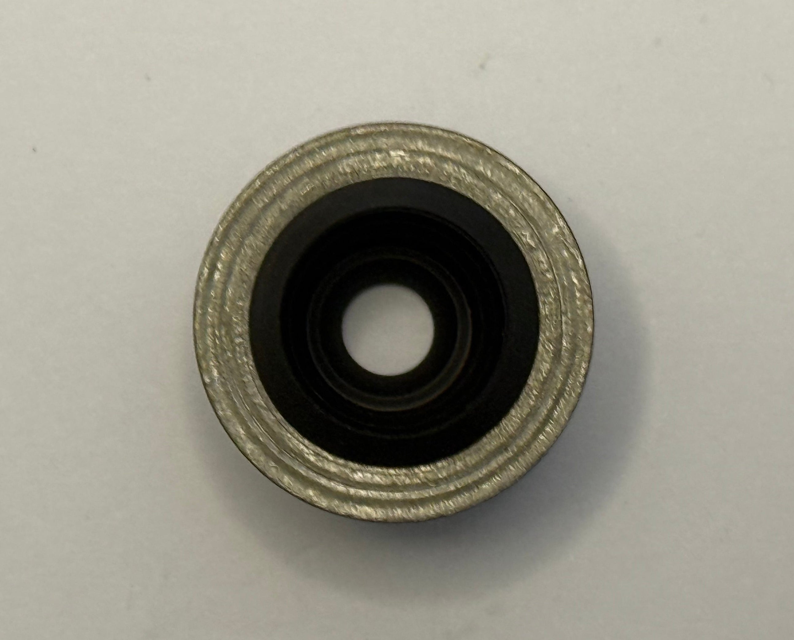 Land Rover VALVE STEM SEAL LJQ100940