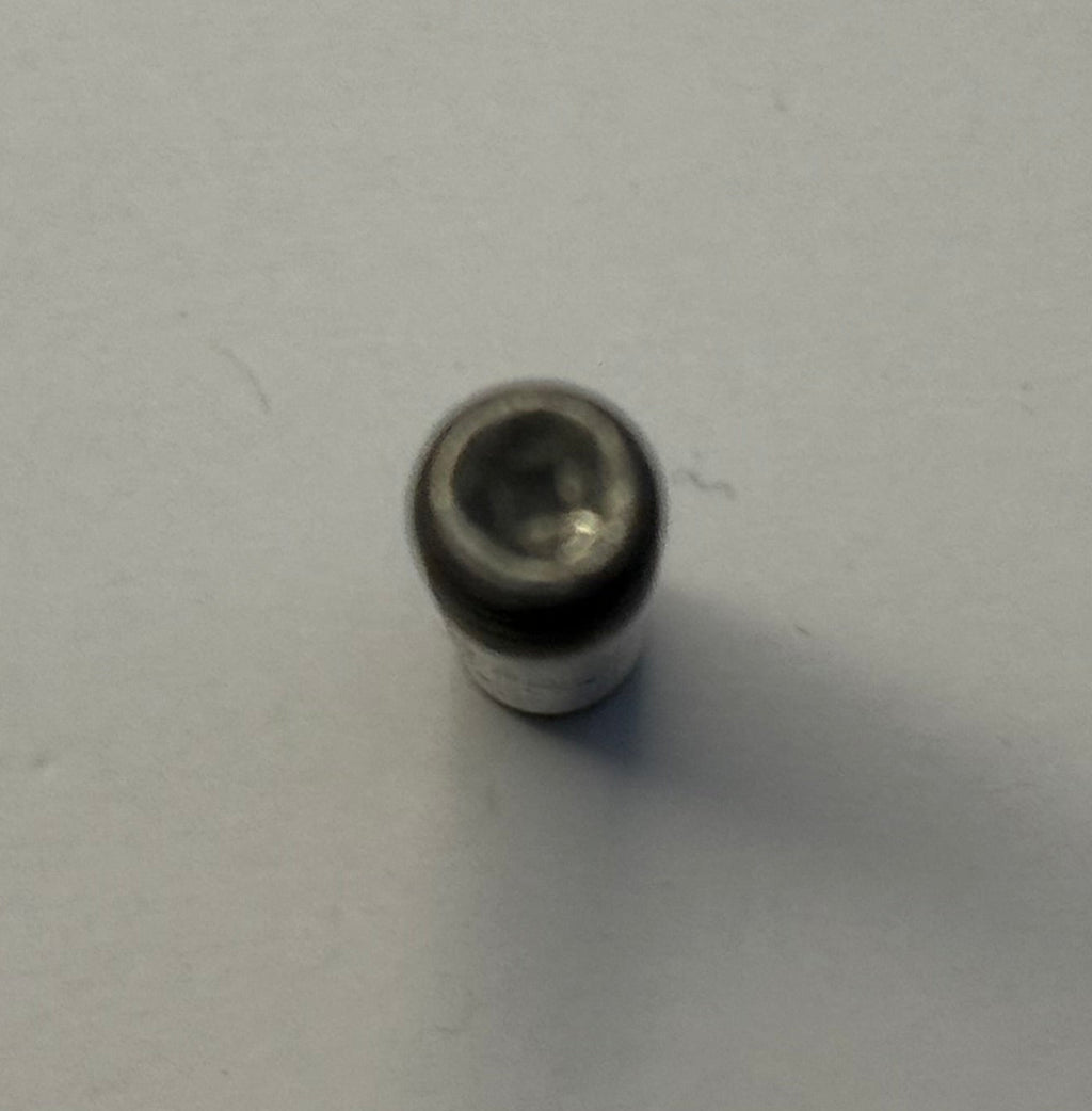 Land Rover STUD LR000657