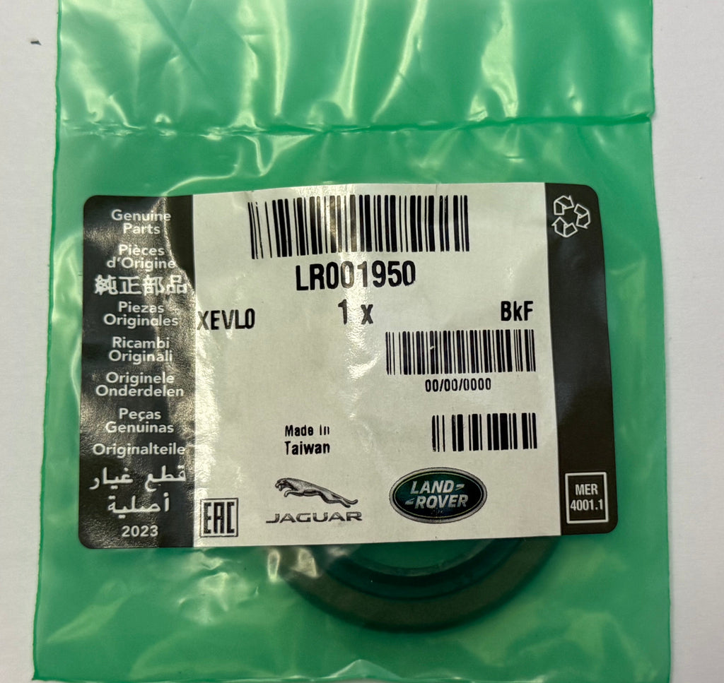 Land Rover, Range Rover RH OUTER DRIVE SHAFT SEAL LR001950