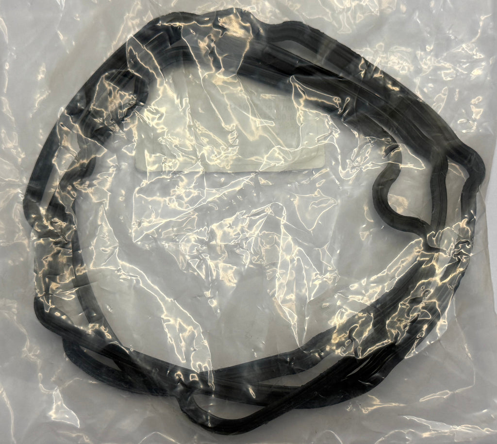 Land Rover CAMSHAFT COVER LR004440