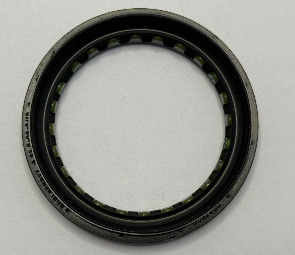 Land Rover OIL SEAL LR0058800