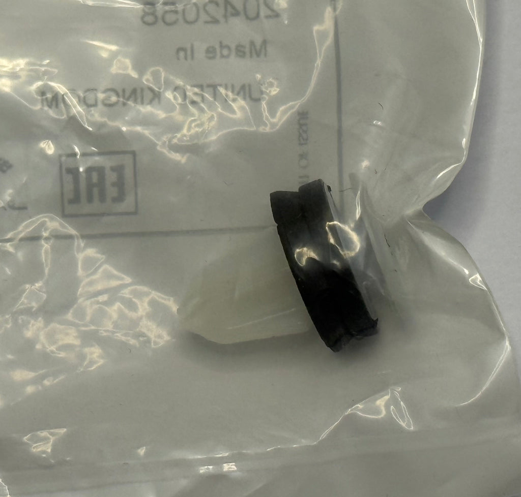 Land Rover, Range Rover TRIM CLIP LR013135
