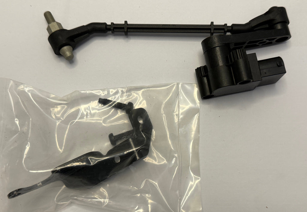 Range Rover HEIGHT SENSOR LR020627