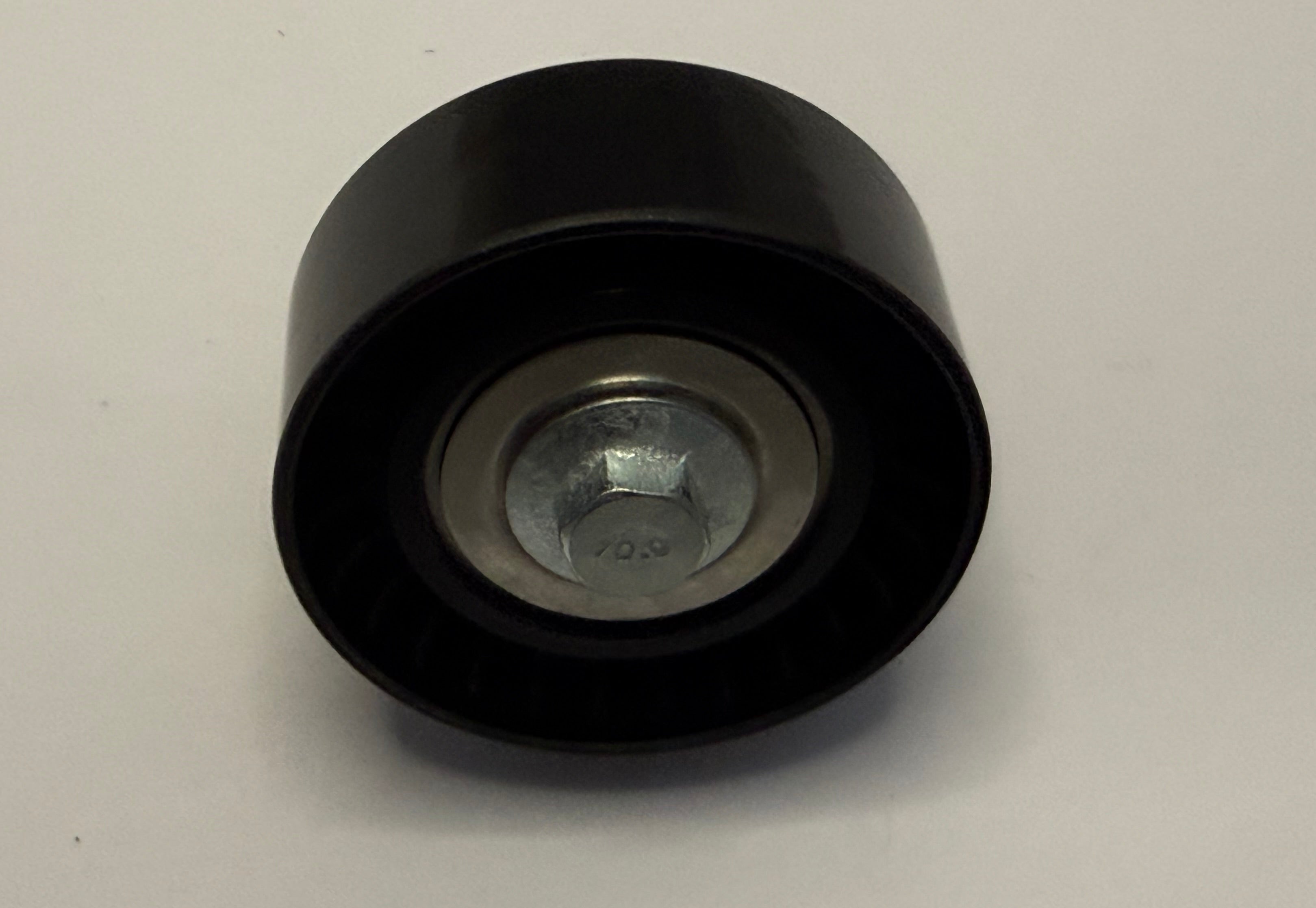 Range Rover IDLER PULLEY LR022953