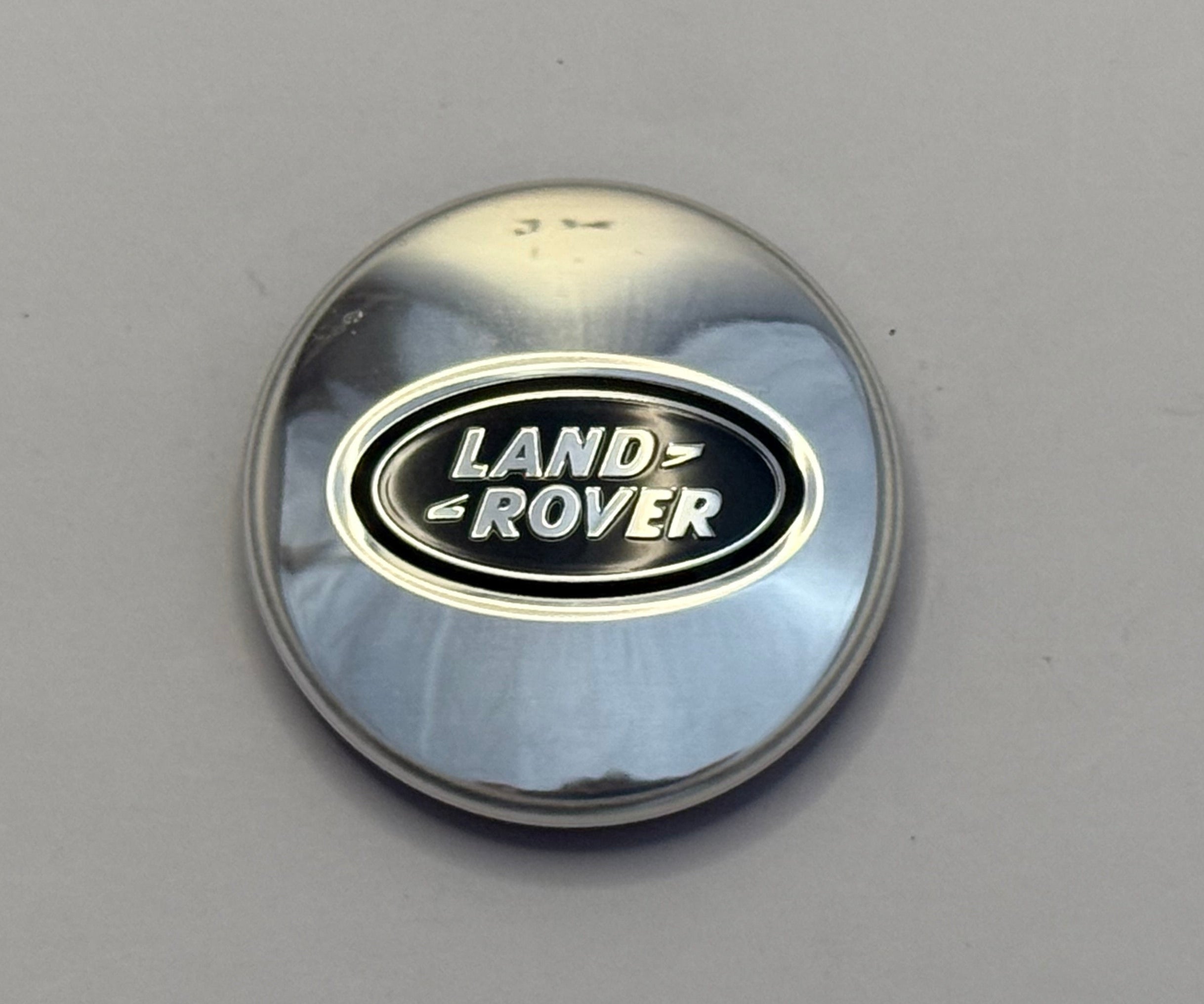 Range Rover WHEEL CENTRE CAP LR023301