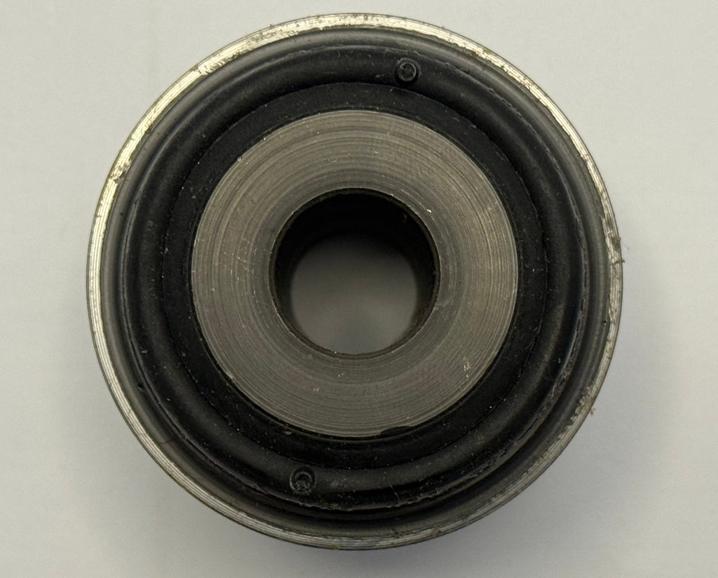 Land Rover, Range Rover LOWER CONTROL ARM BUSH LR032644