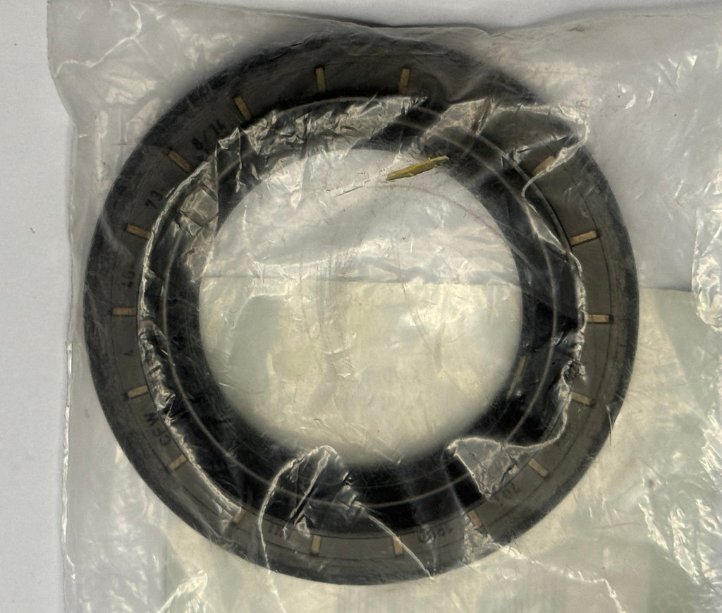 Land Rover, Range Rover PINION SEAL LR051288