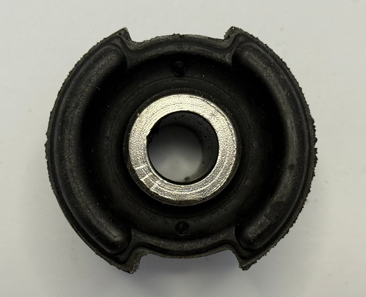 Land Rover UPPER CONTROL ARM BUSH LR056964