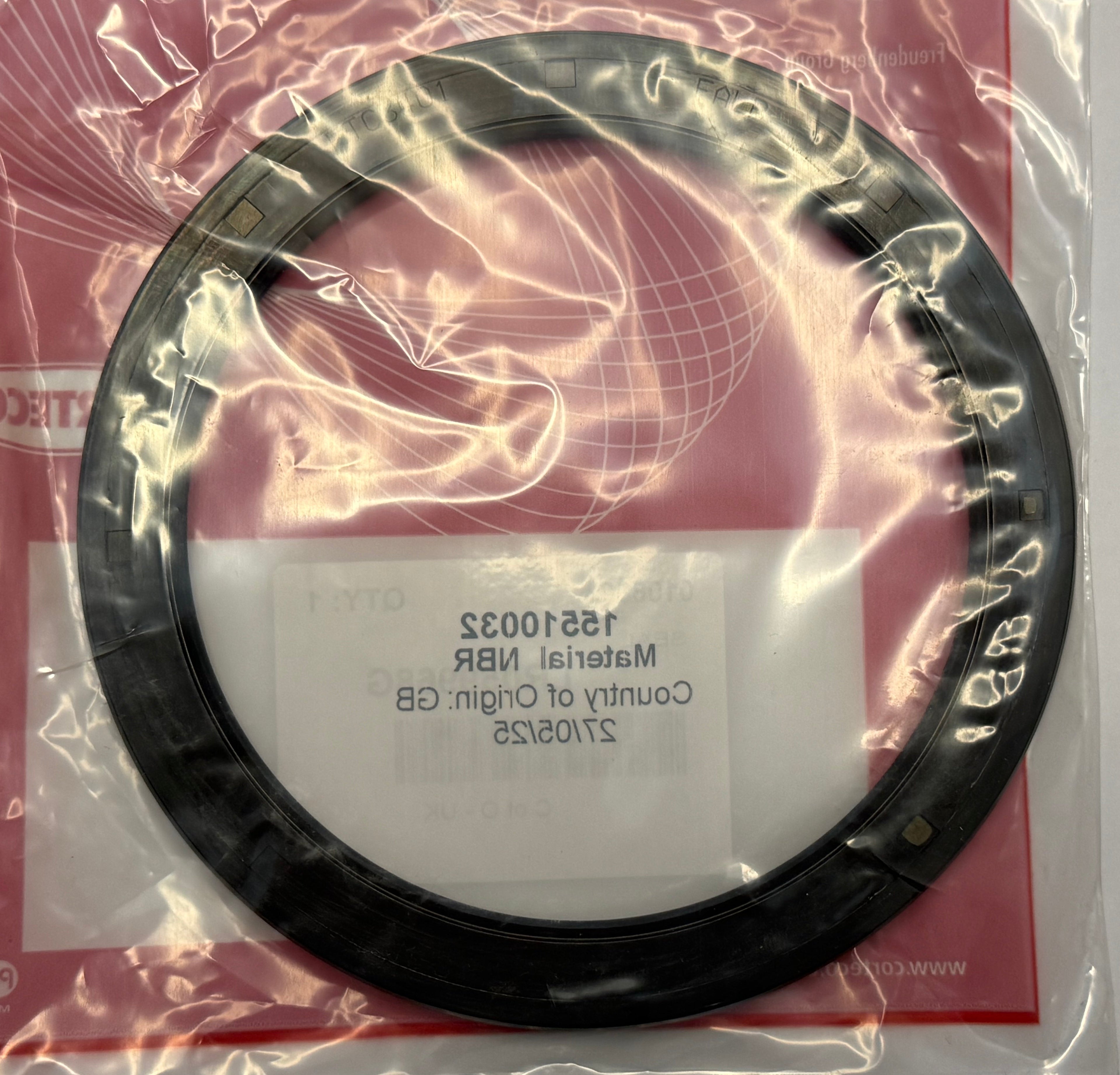 Land Rover SWIVEL HOUSING SEAL LR059968