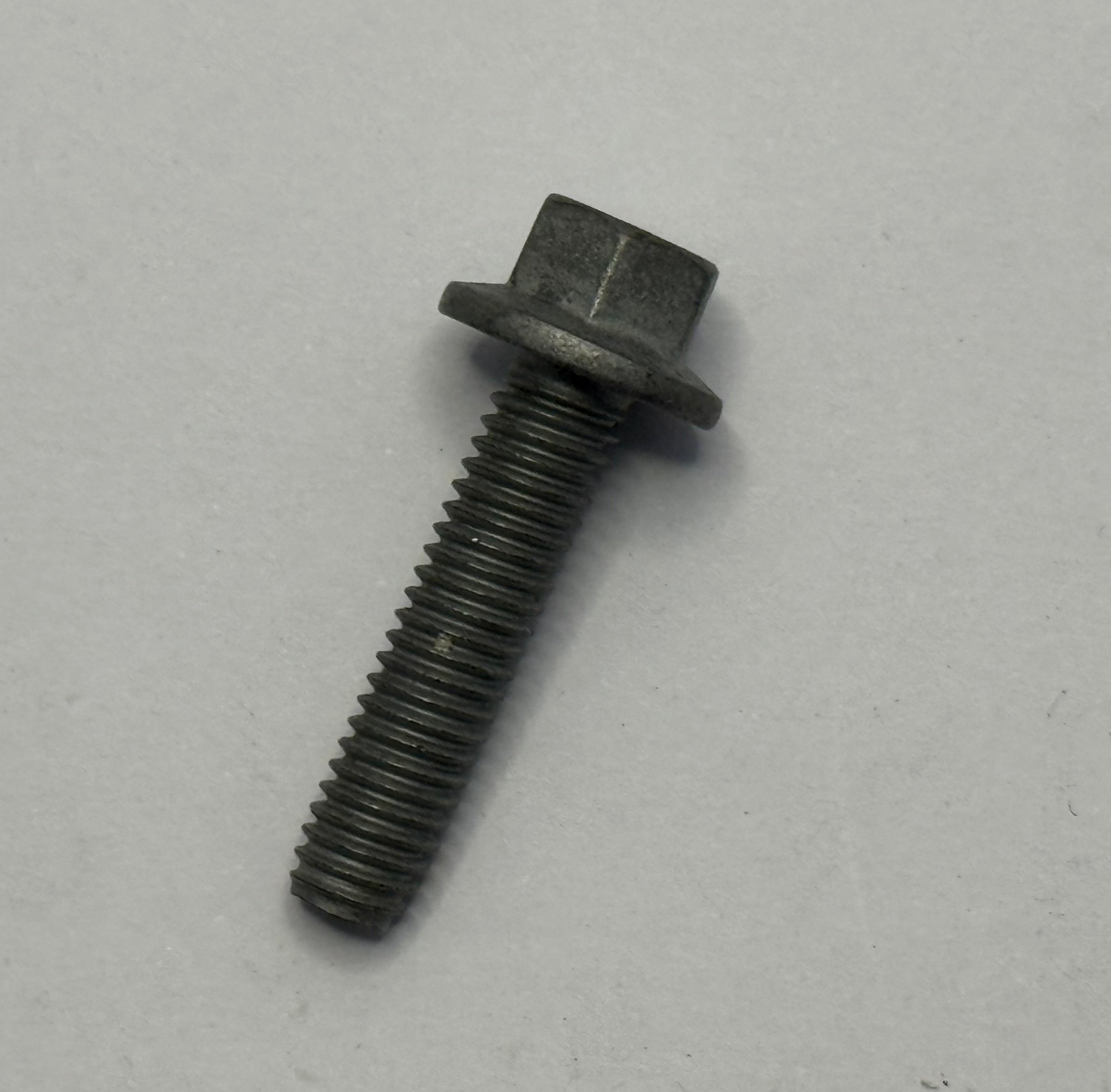 Land Rover, Range Rover SCREW LR071842