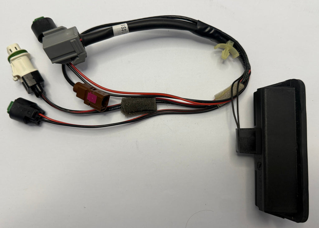 Land Rover TAILGATE SWITCH LR071911
