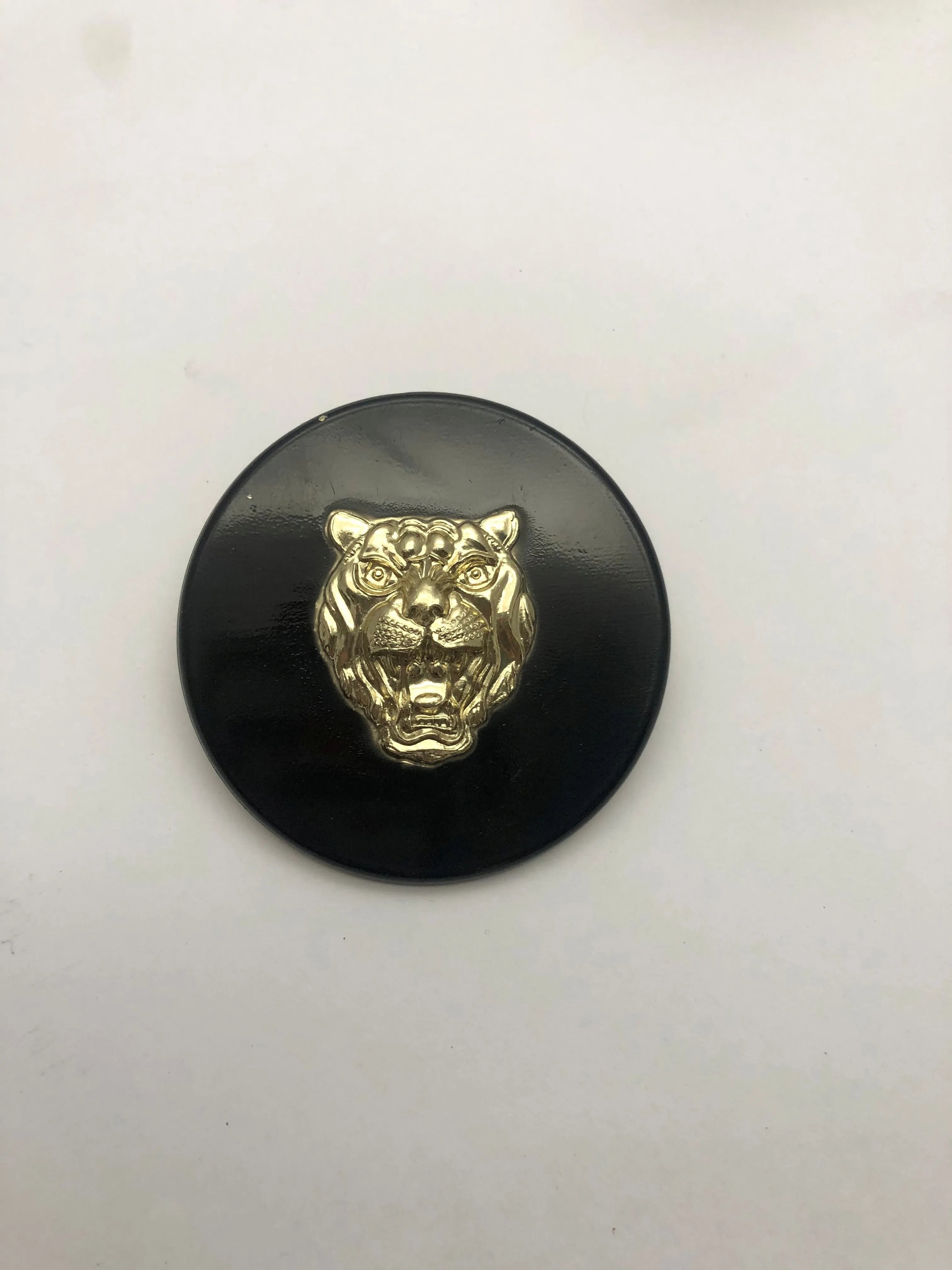 HUBCAP BADGE JC27140-Jaguar-Sovereign Auto