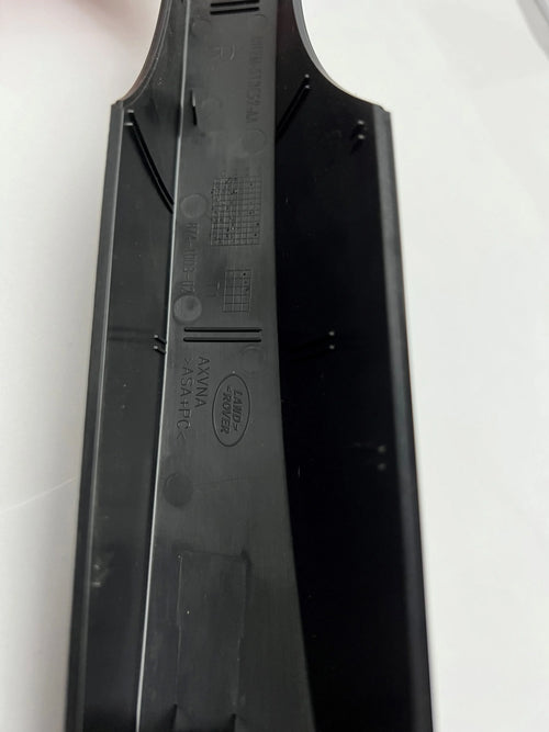 LAND ROVER ROOF RACK SLAT RH COVER LR023816-Land Rover-Sovereign Auto